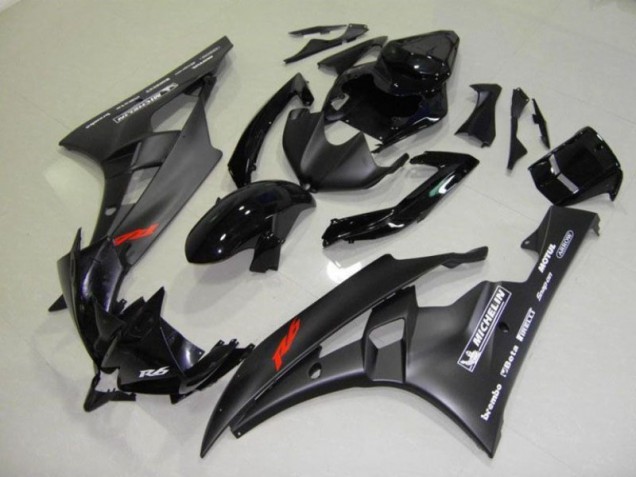 2006-2007 Black Yamaha YZF R6 Fairings 2006-2007 Black Yamaha YZF R6 Fairings