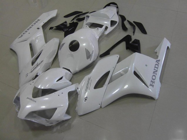 2006-2007 White with Silver Decals Honda CBR1000RR Fairings 2006-2007 White with Silver Decals Honda CBR1000RR Fairings